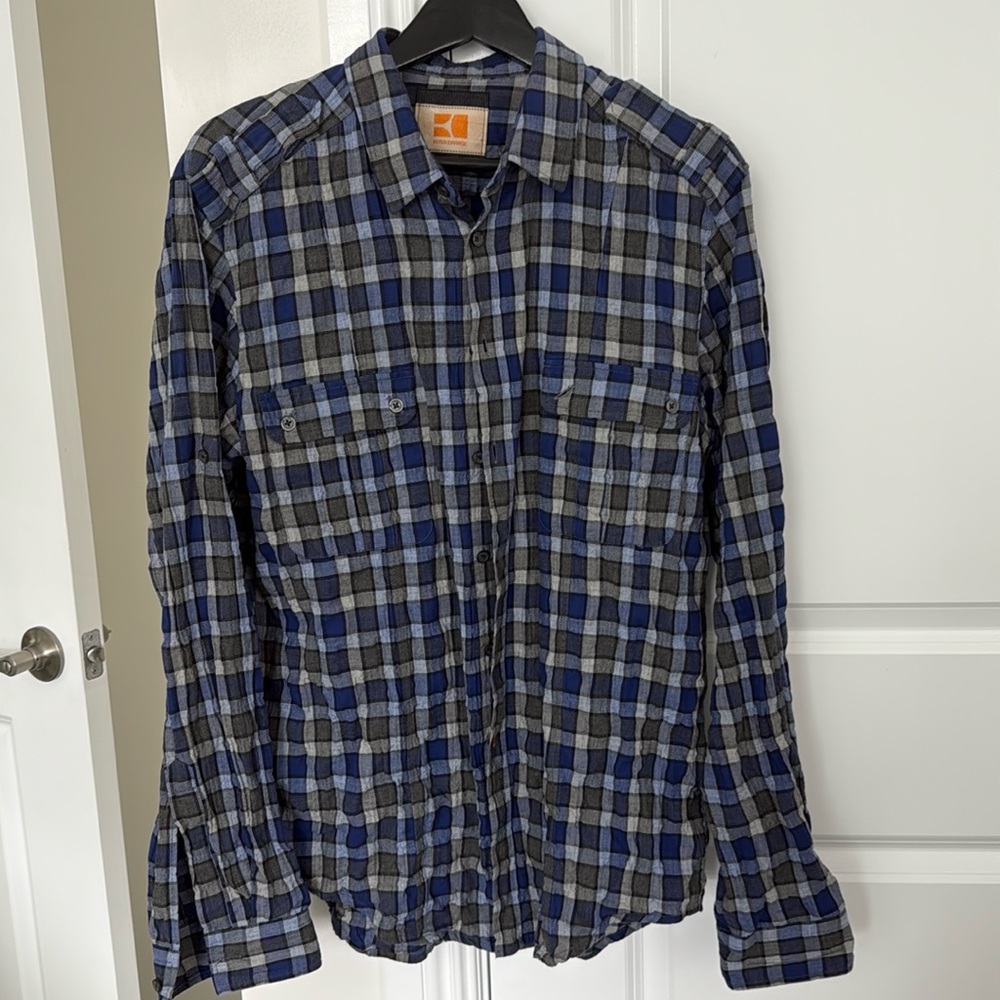 Men’s button down plaid boss orange shirt beautiful shoulder detail